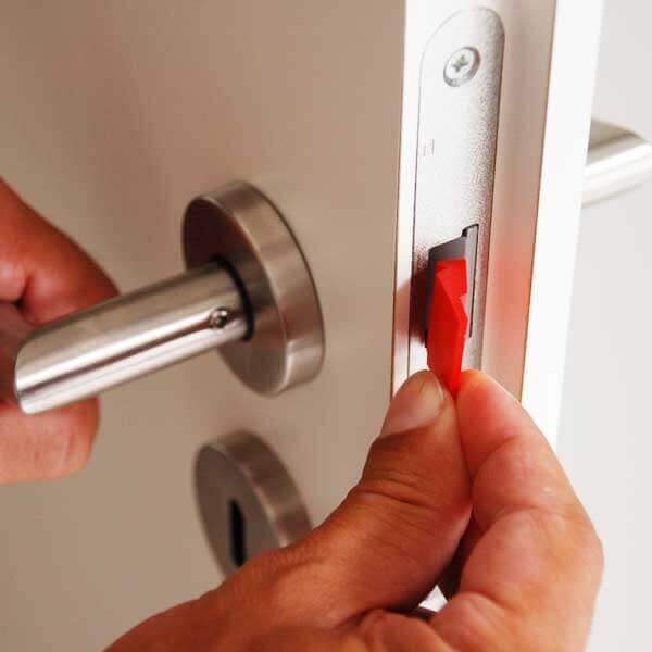 ClipIn Türfalle Türfallenclip verhindert lautes Zufallen von Türen
